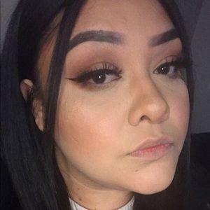 Meet your Posher, Rocio